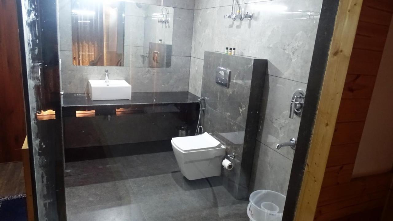 Humble Holiday Inn Kufri Simla 외부 사진