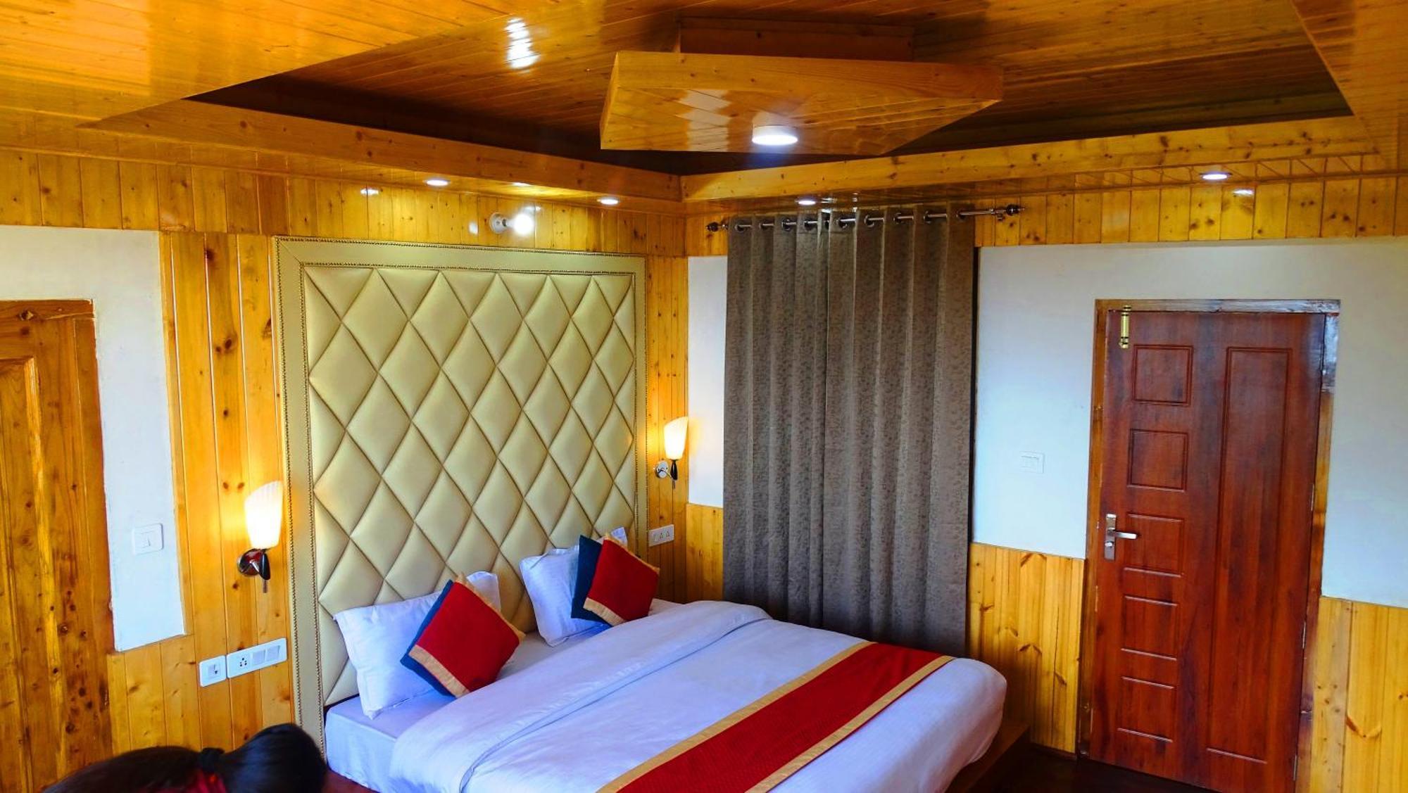 Humble Holiday Inn Kufri Simla 외부 사진